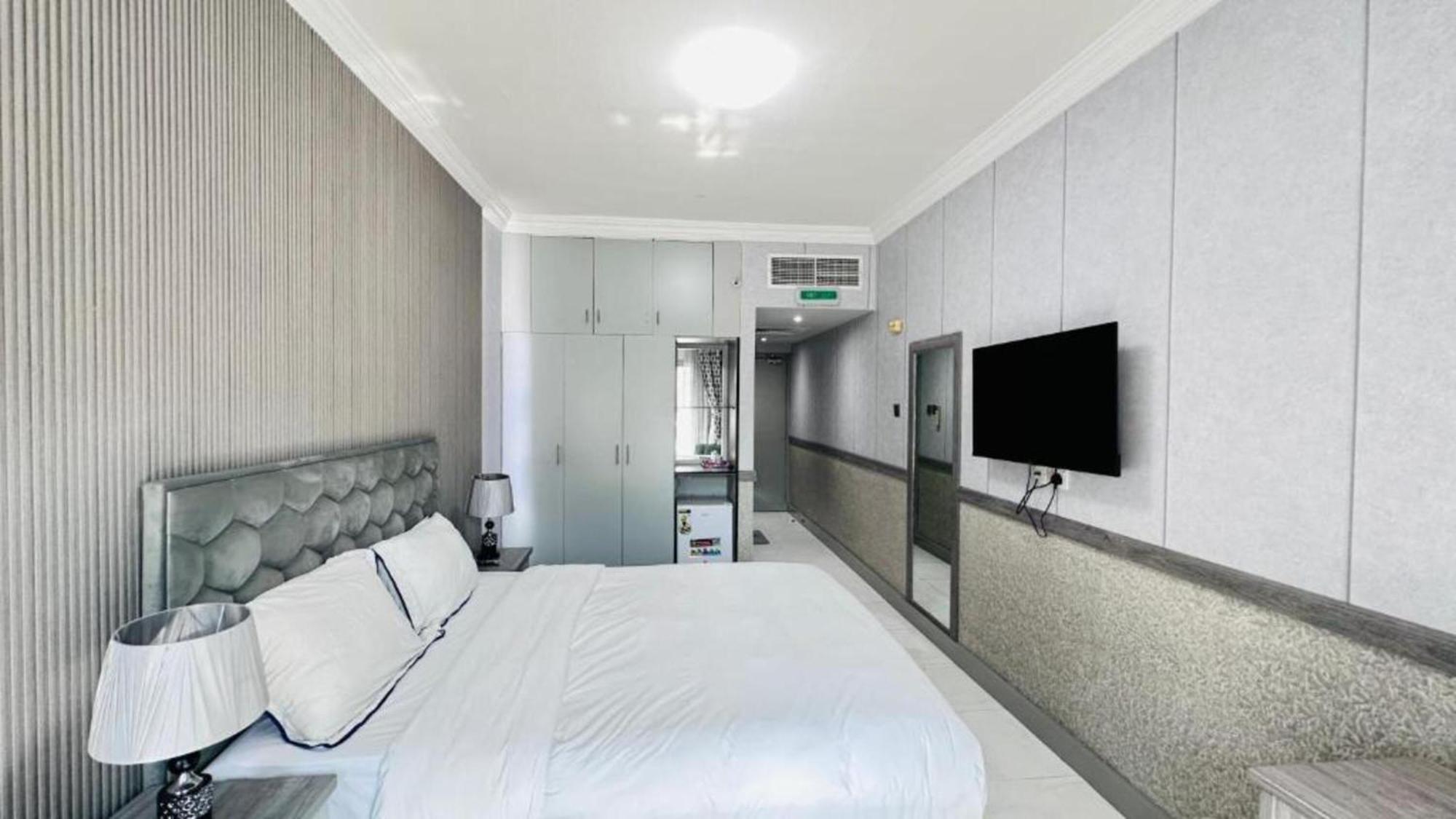 Luxurious San Marino By Checkmyguest *