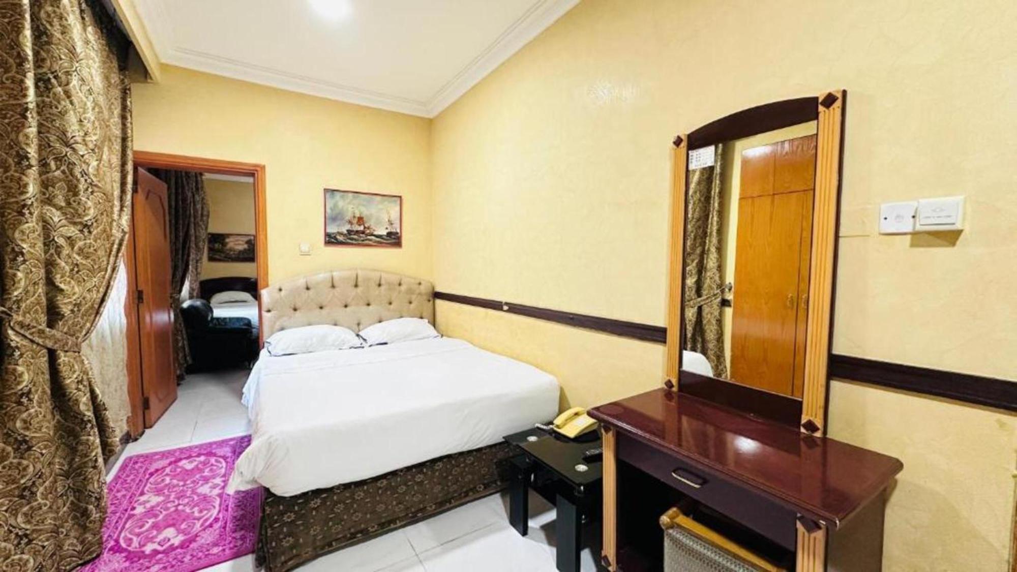 Luxurious San Marino By Checkmyguest Dubai