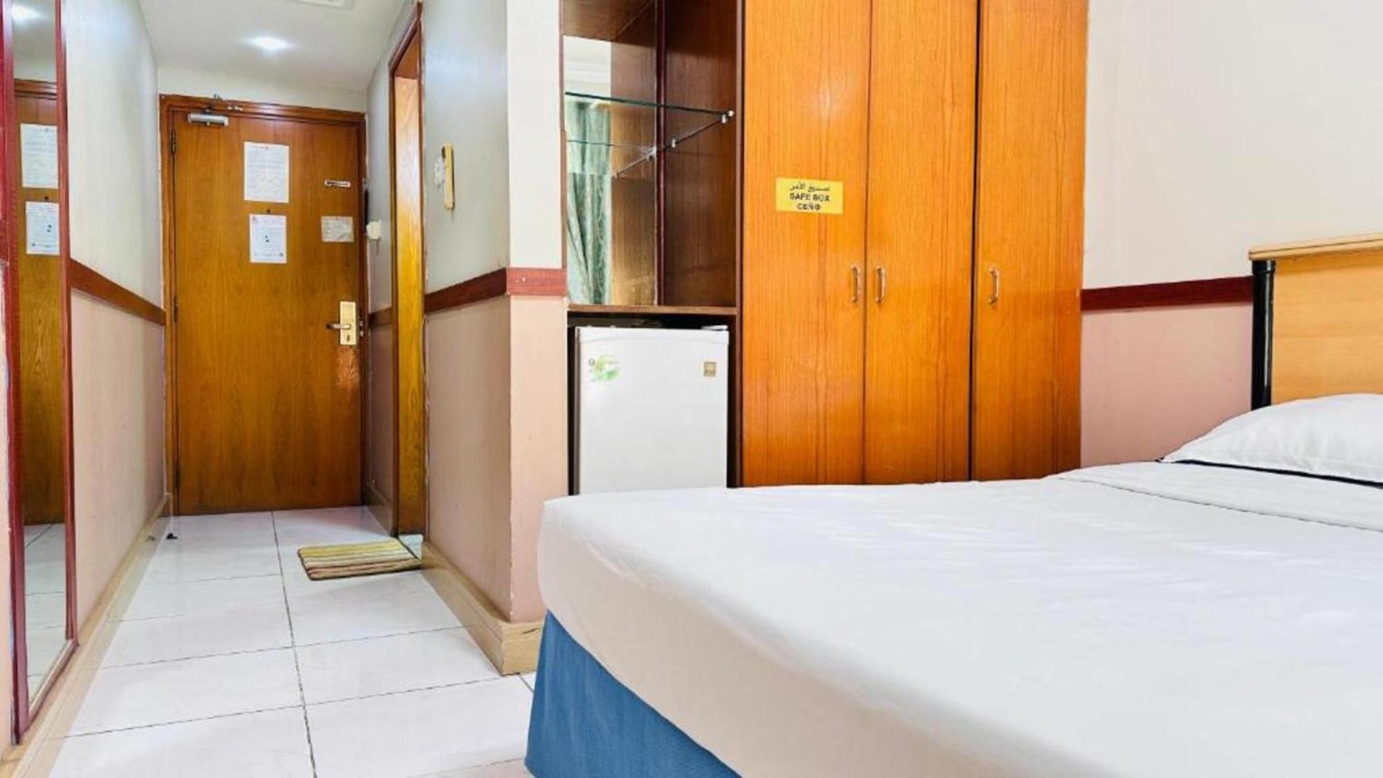 Luxurious San Marino By Checkmyguest Apartment Dubai